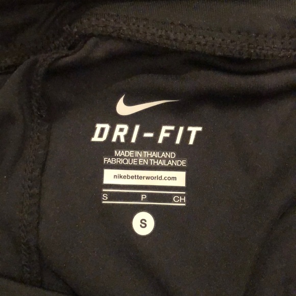 NIKE DRI FIT SHORTS - Picture 4 of 4